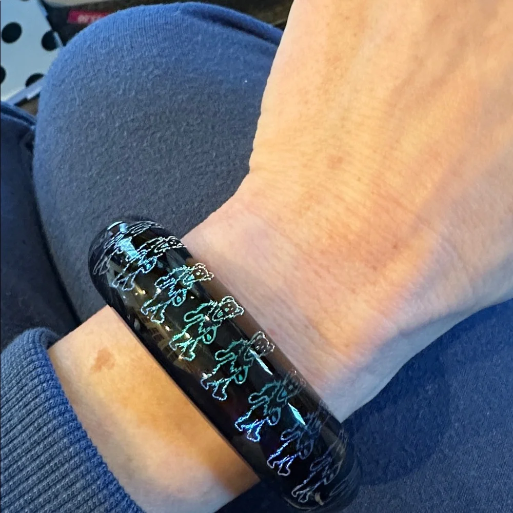 Grateful Dead Bear Handblown glass bracelet - Picture 4 of 6